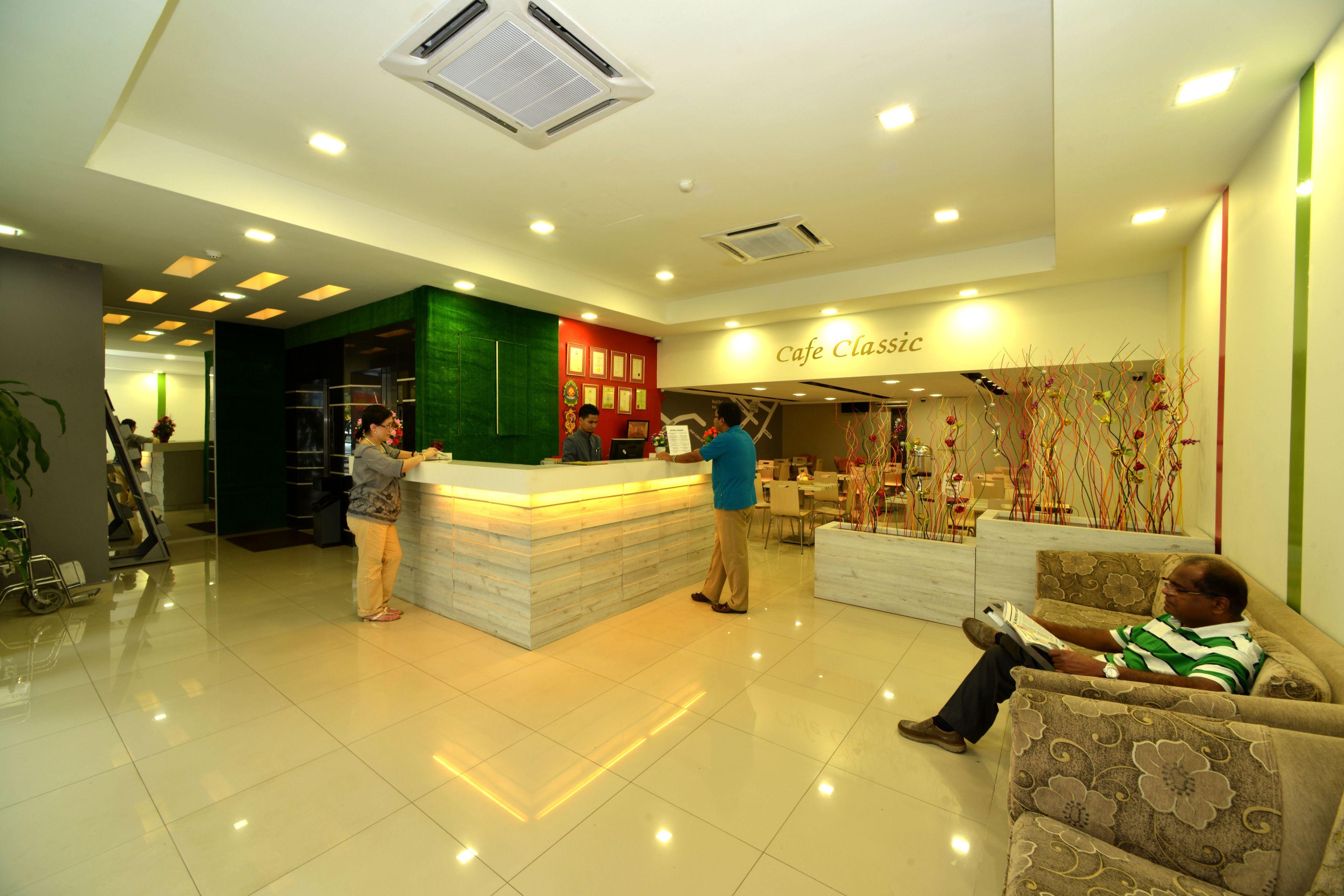6 Budget Hotels Near Wan Fo Tien Temple Worth Booking