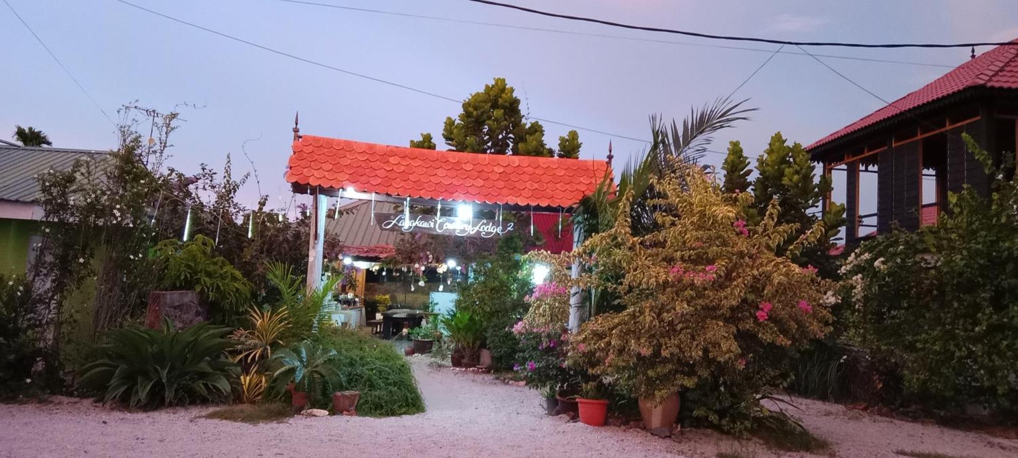 Where to Stay Near Cenang Beach: 5 Family Hotels Compared
